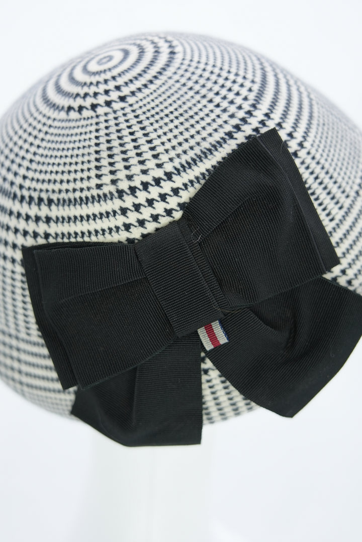 Filzkäppchen "grau Muster"