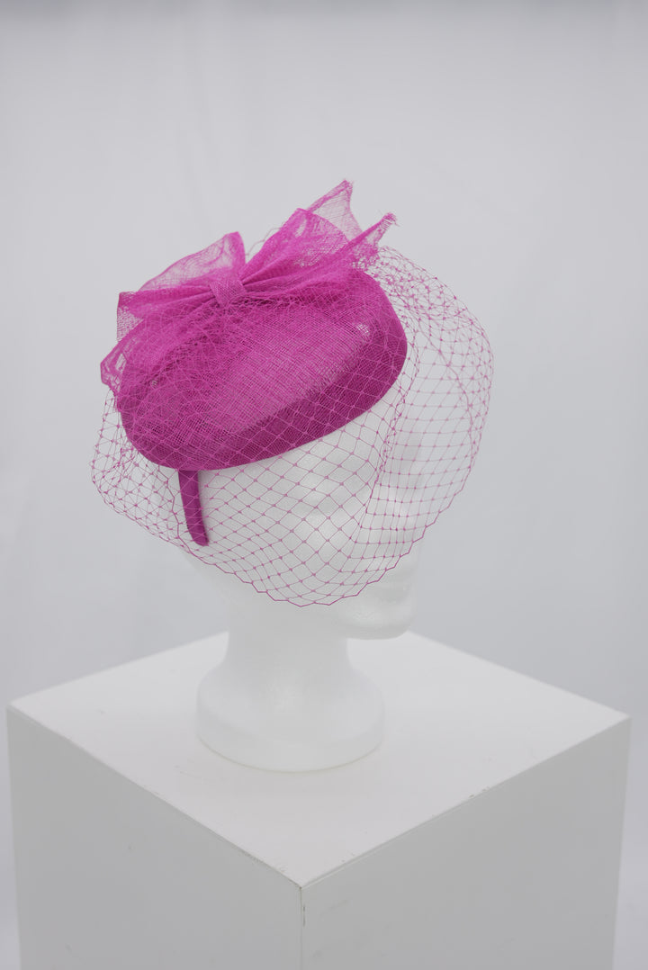 Fascinator "pink Sinemay"